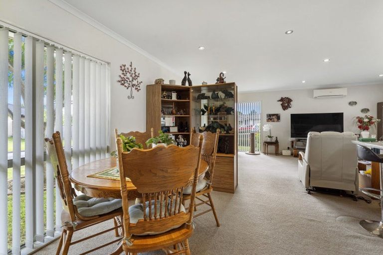 Photo of property in 24 Sue Avenue, Otaki, 5512