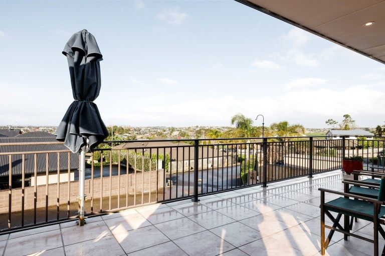 Photo of property in 18b Highgrove Drive, Grandview Heights, Hamilton, 3200