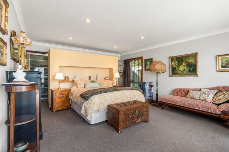 Photo of property in 8 Prospect Street, Russell, 0202