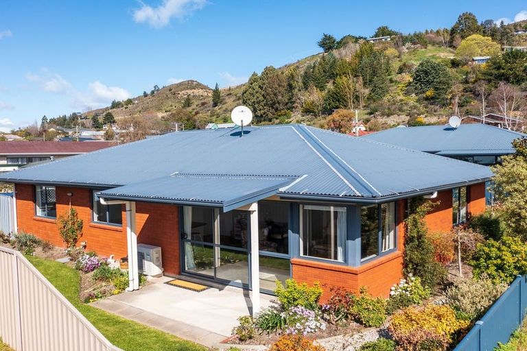 Photo of property in 14b Scotland Street, Roxburgh, 9500