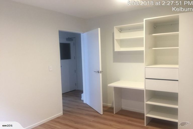 Photo of property in 5b Salmont Place, Kelburn, Wellington, 6012