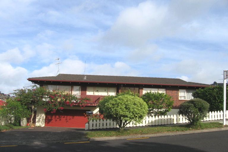 Photo of property in 37 Porritt Avenue, Chatswood, Auckland, 0626