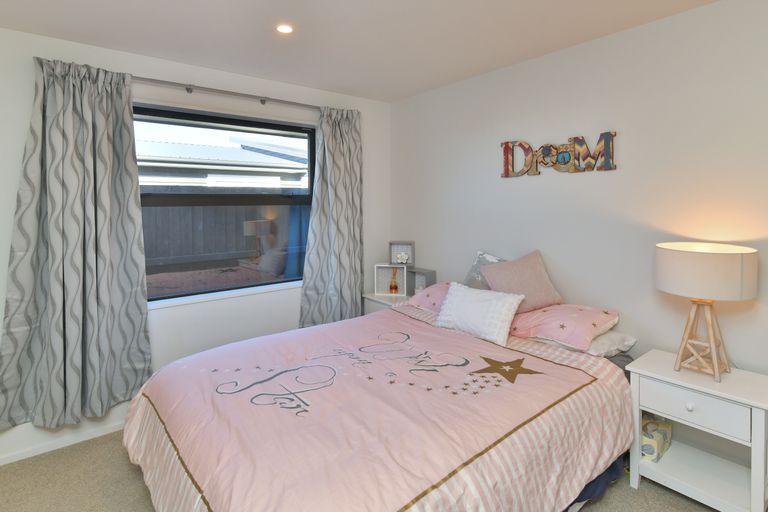 Photo of property in 10 Lambies Street, Marshland, Christchurch, 8083
