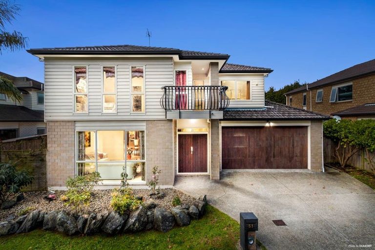 Photo of property in 51 Terrasini Drive, Flat Bush, Auckland, 2019