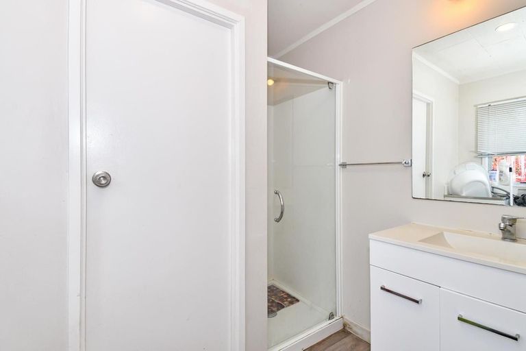 Photo of property in 217 Mahia Road, Wattle Downs, Auckland, 2103