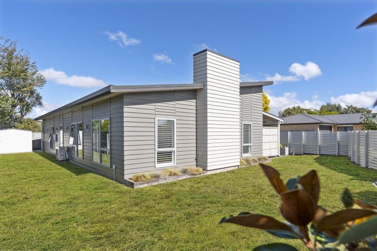 Photo of property in 52 Sussex Street, Masterton, 5810