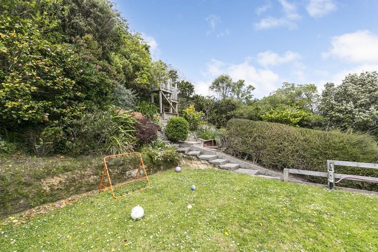 Photo of property in 31 Rangoon Street, Khandallah, Wellington, 6035