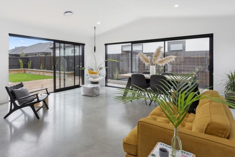 Photo of property in 33 Ishwar Ganda Boulevard, Halswell, Christchurch, 8025