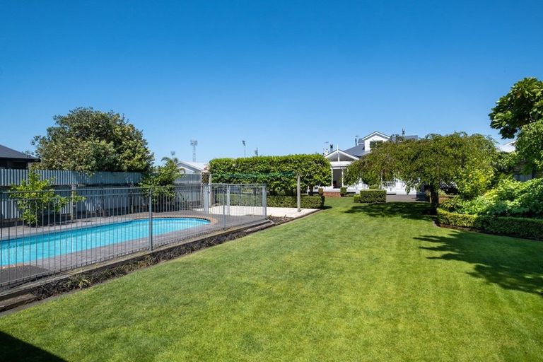 Photo of property in 63 Nelson Crescent, Napier South, Napier, 4110