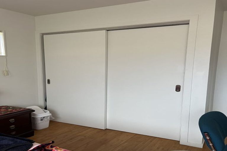 Photo of property in 13 Merlot Way, Te Atatu South, Auckland, 0610