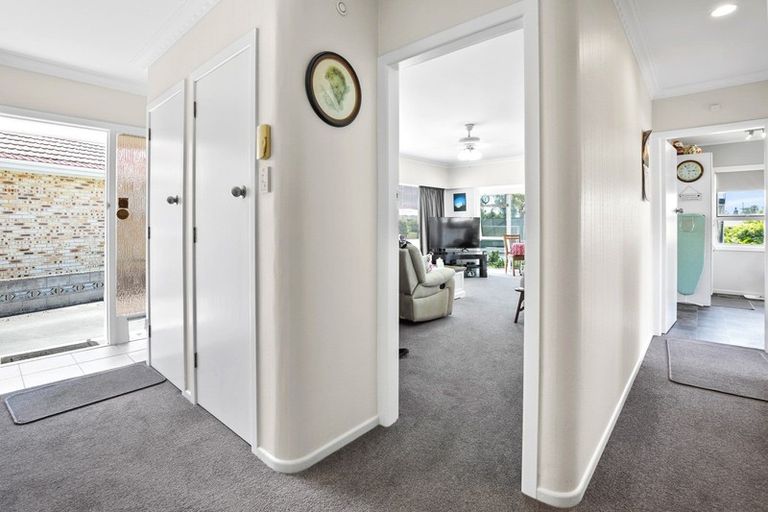 Photo of property in 31 Storey Avenue, Forest Lake, Hamilton, 3200