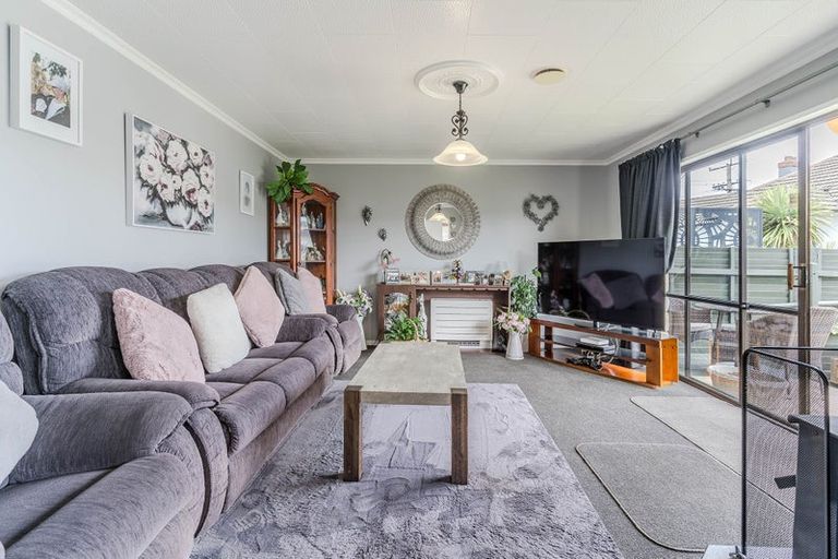 Photo of property in 122b Macandrew Road, South Dunedin, Dunedin, 9012