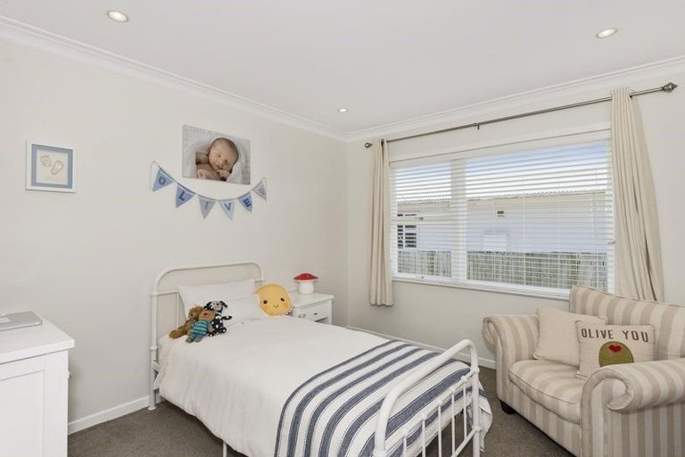 Photo of property in 118 Taikata Road, Te Atatu Peninsula, Auckland, 0610