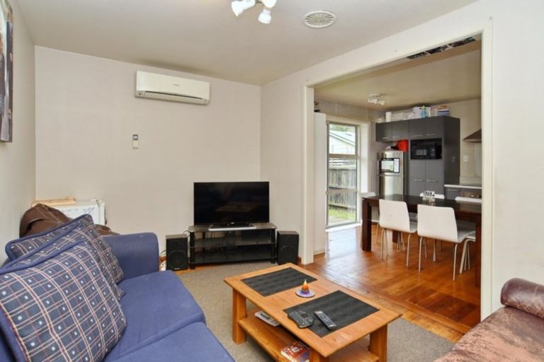 Photo of property in 54 Peer Street, Upper Riccarton, Christchurch, 8041