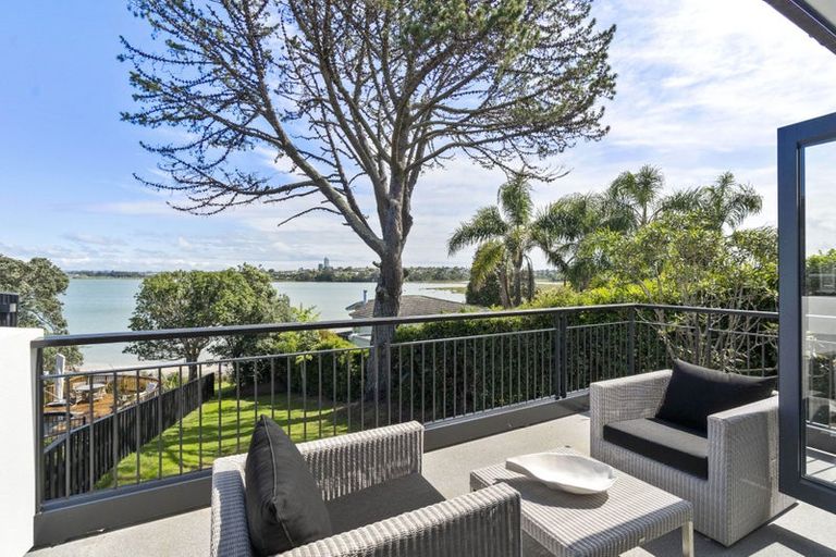 Photo of property in 63a Beresford Street, Bayswater, Auckland, 0622