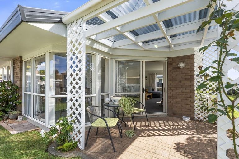 Photo of property in 2/492 Otumoetai Road, Otumoetai, Tauranga, 3110