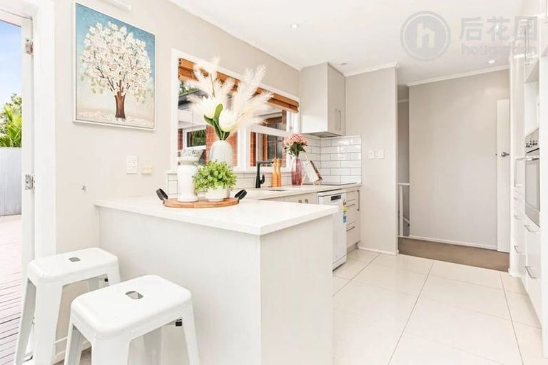 Photo of property in 36 Angelo Avenue, Howick, Auckland, 2014