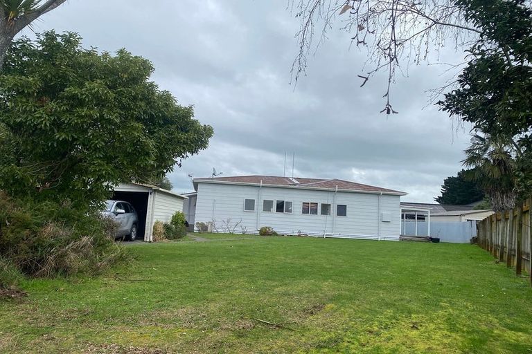 Photo of property in 9 Jupiter Street, Milson, Palmerston North, 4414
