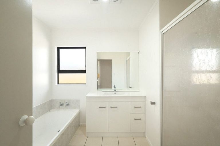 Photo of property in 10 Alexander Street, Katikati, 3129