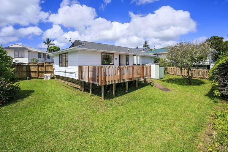 Photo of property in 4/85 Hutchinson Avenue, New Lynn, Auckland, 0600