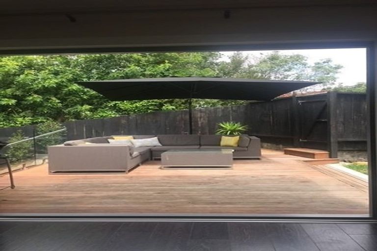 Photo of property in 37 Stapleford Crescent, Browns Bay, Auckland, 0630