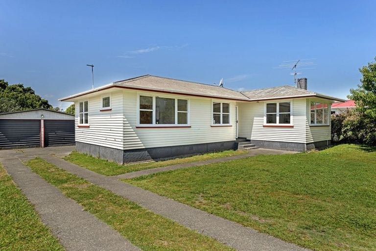 Photo of property in 14 Ropata Street, Kaiti, Gisborne, 4010
