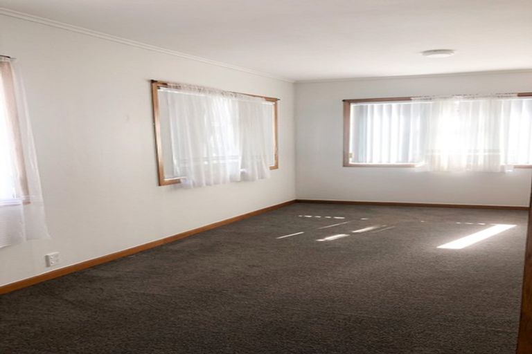 Photo of property in 260 Beach Road, Campbells Bay, Auckland, 0630