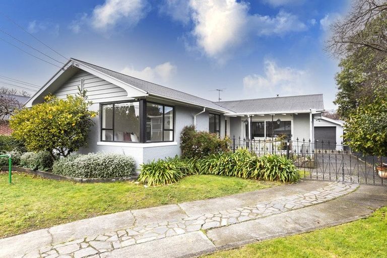 Photo of property in 48 Stanbury Avenue, Somerfield, Christchurch, 8024