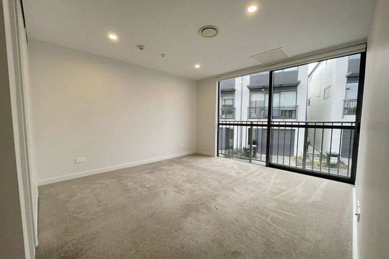 Photo of property in Verdant Lane, 9/269 Rosedale Road, Albany, Auckland, 0632