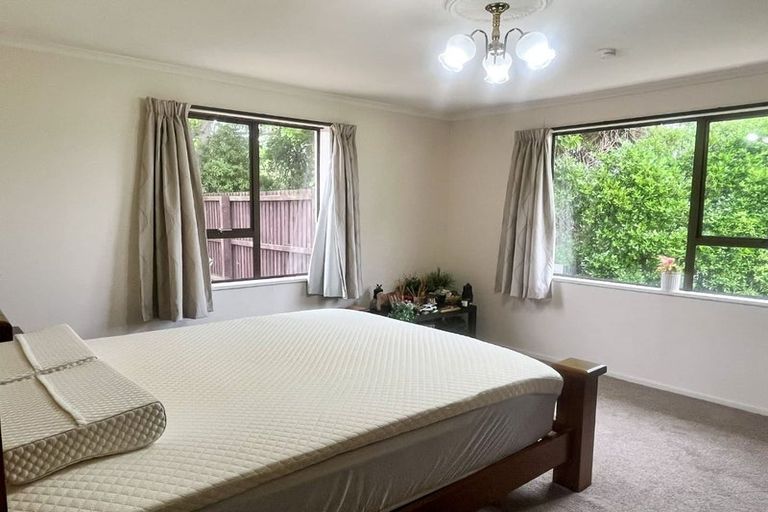 Photo of property in 31 Laing Crescent, Heathcote Valley, Christchurch, 8022