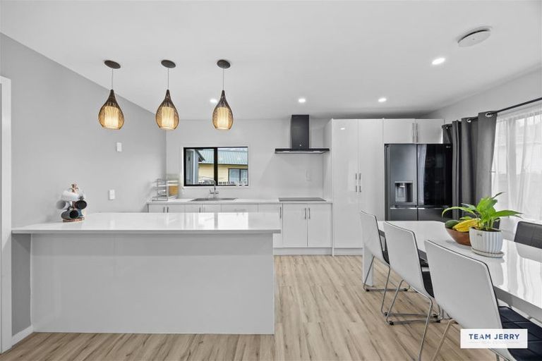 Photo of property in 1/5 Malaspina Place, Papatoetoe, Auckland, 2025