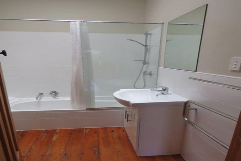 Photo of property in 264 Tukapa Street, Hurdon, New Plymouth, 4310