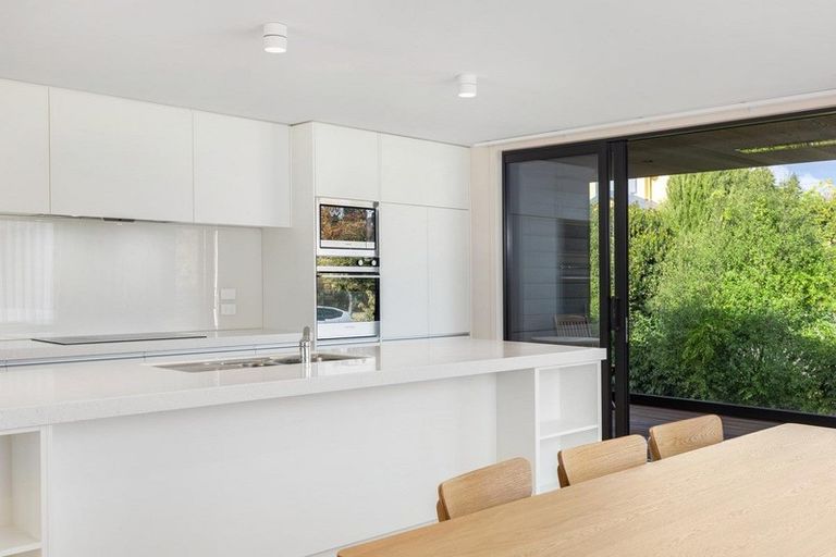 Photo of property in 46b Dungarvon Street, Wanaka, 9305