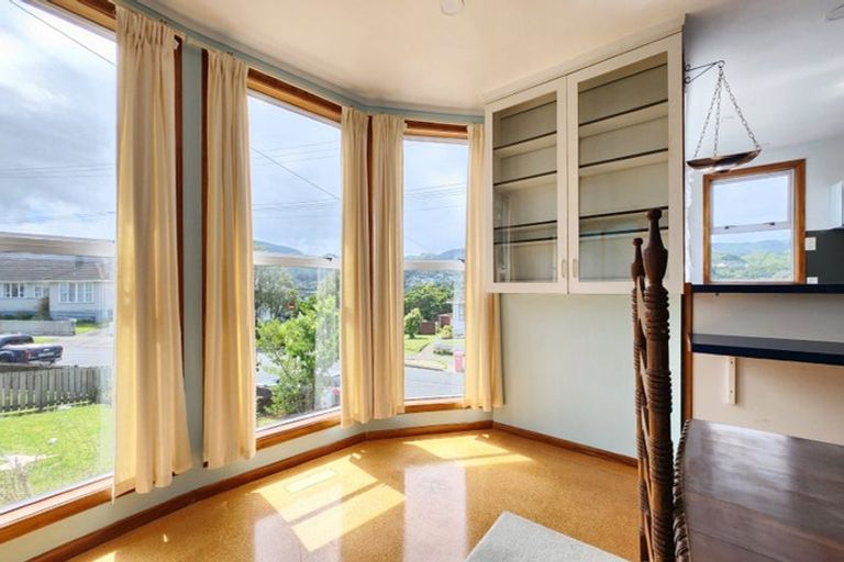 Photo of property in 35 Turkington Street, Tawa, Wellington, 5028