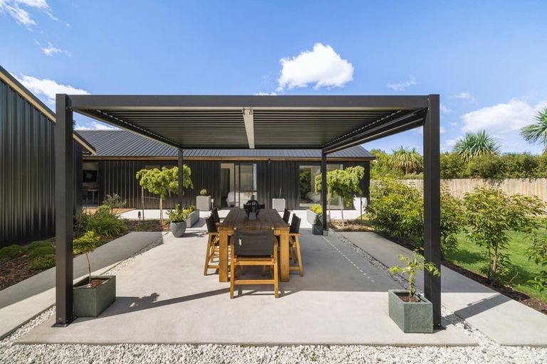 Photo of property in 19 Pennycook Place, Lake Hawea, Wanaka, 9382