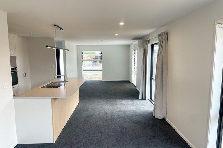 Photo of property in 16 Henshaw Street, Woodend, 7610