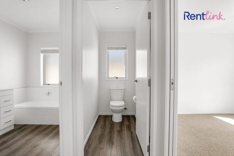 Photo of property in 114 Penetaka Heights, Pyes Pa, Tauranga, 3112