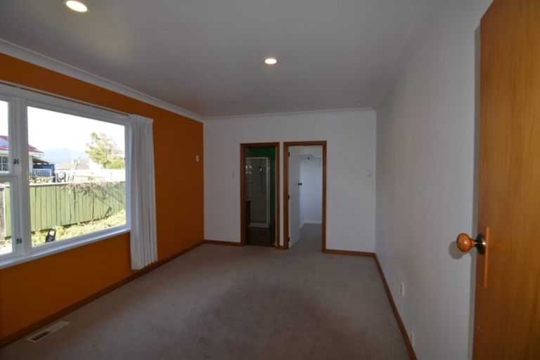 Photo of property in 31 Chester Street, Levin, 5510