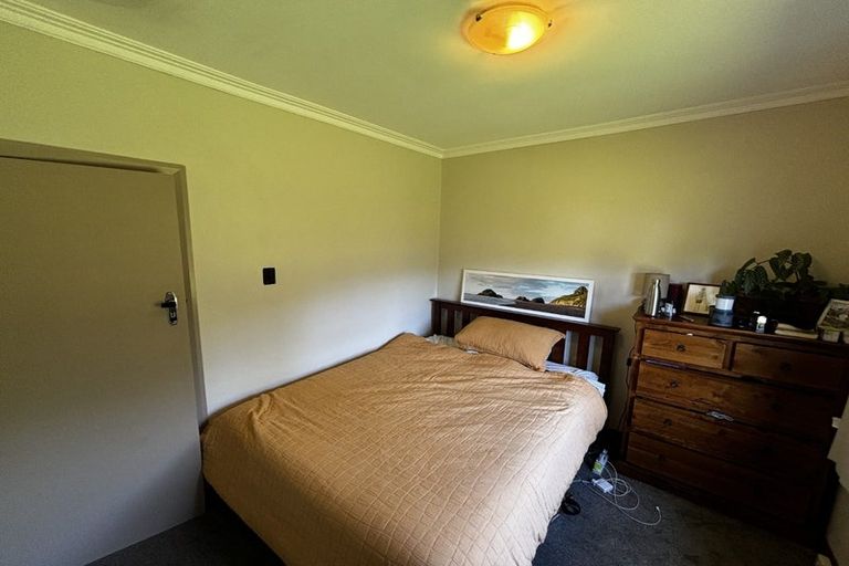 Photo of property in 79 Mangorei Road, Strandon, New Plymouth, 4312