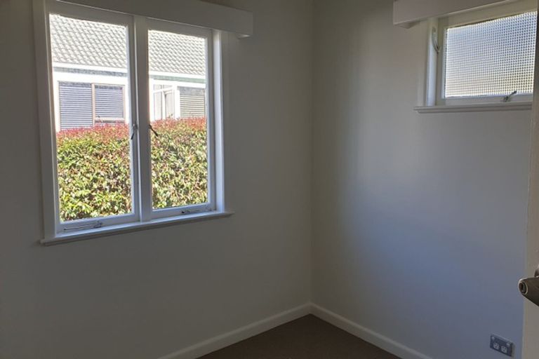Photo of property in 28 Quebec Road, Milford, Auckland, 0620