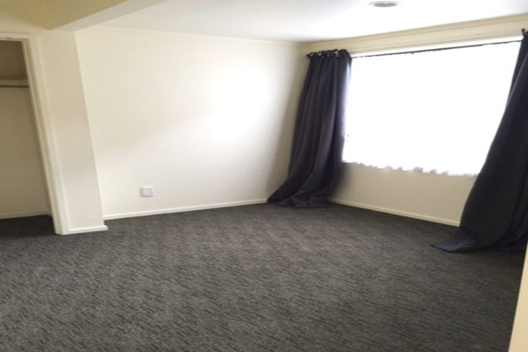 Photo of property in 3/78 Seaview Road, Castor Bay, Auckland, 0620