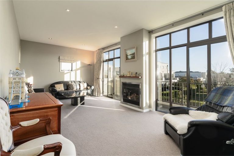Photo of property in 10 Country Club Terrace, Northwood, Christchurch, 8051
