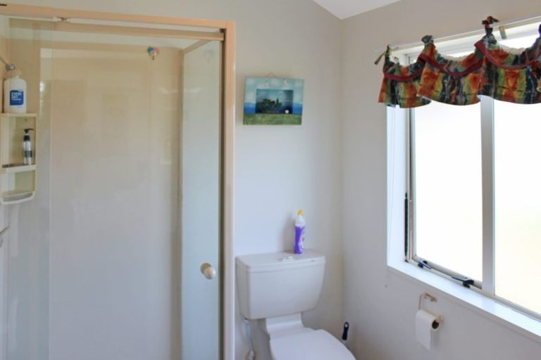 Photo of property in 39 Showgate Avenue, Sockburn, Christchurch, 8042