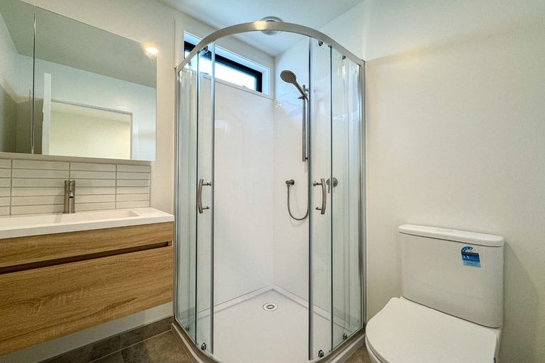 Photo of property in 32a Flaxdale Street, Birkdale, Auckland, 0626