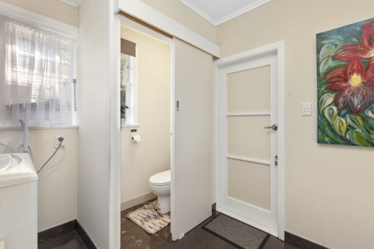 Photo of property in 368 George Street, Stokes Valley, Lower Hutt, 5019