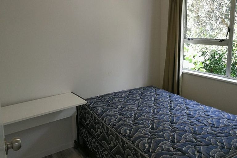 Photo of property in 1/41 Yeovil Road, Te Atatu Peninsula, Auckland, 0610