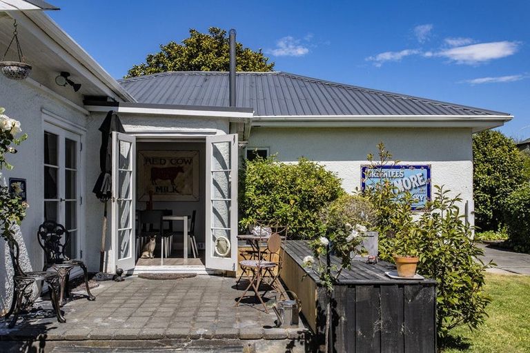 Photo of property in 174 Cranford Street, St Albans, Christchurch, 8014