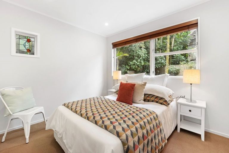 Photo of property in 47 Wood Bay Road, Titirangi, Auckland, 0604