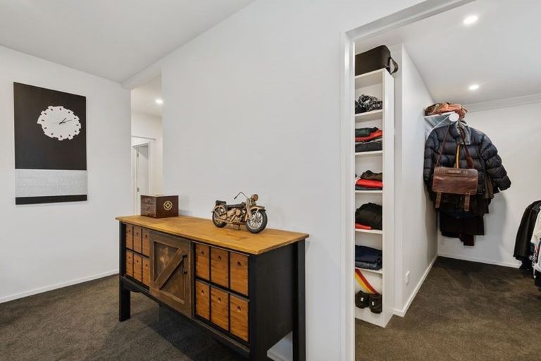 Photo of property in 1 Bellbird Place, Rolleston, 7614