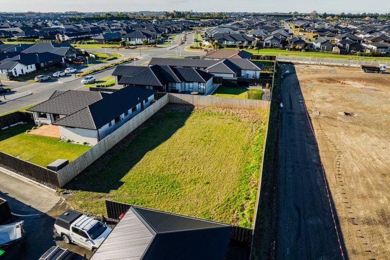 Photo of property in 158 Shillingford Boulevard, Rolleston, 7615